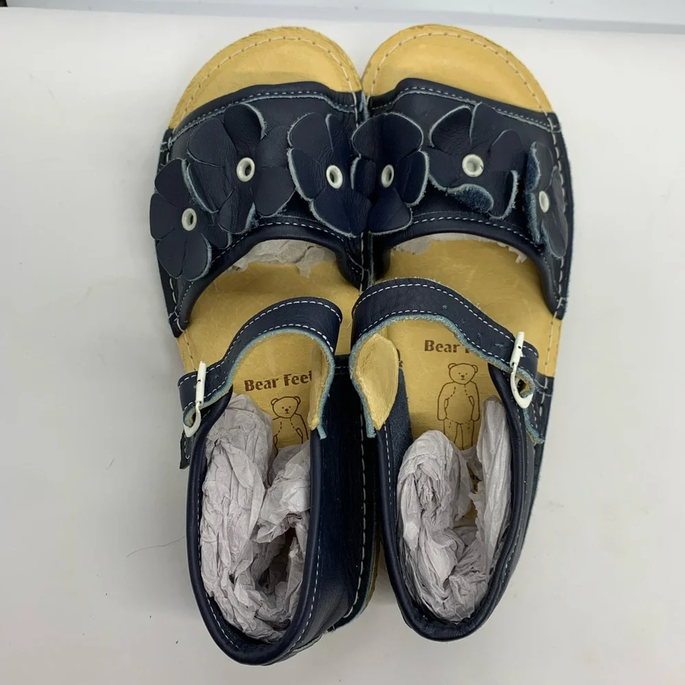 Private Listing Bear Feet Navy Leather Flower Sandal Green woven 2 @darlingisaid - Picture 2 of 6